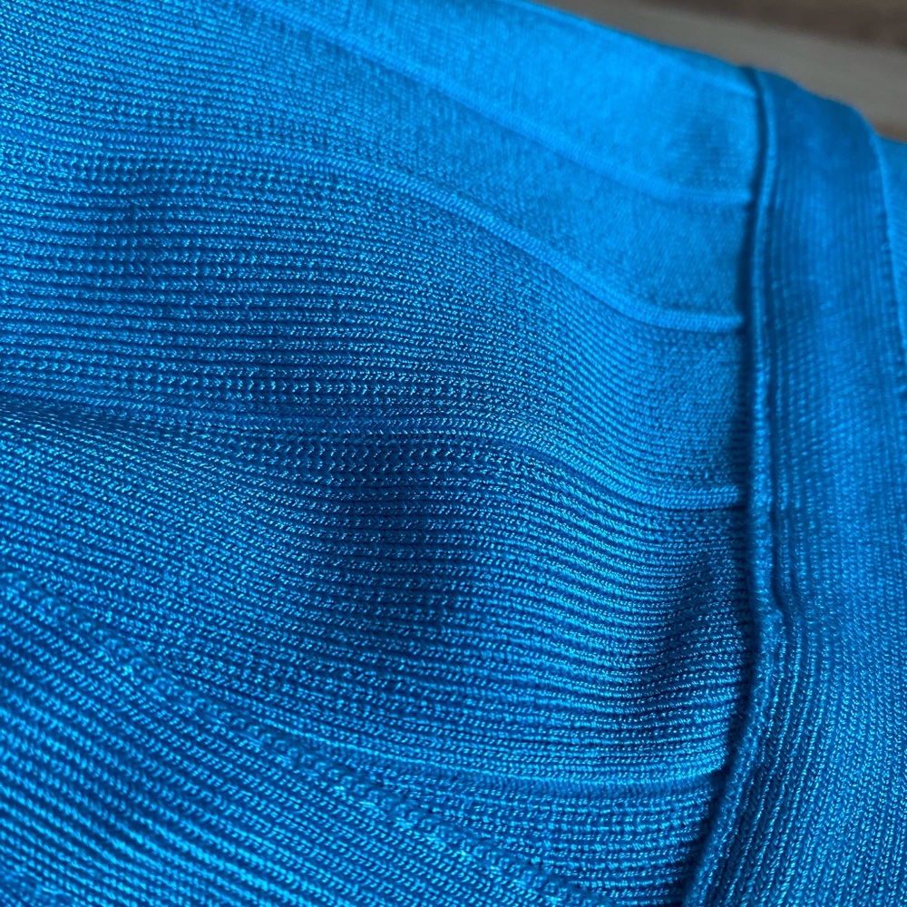 Elegant Blue Dress - Picture 5 of 5